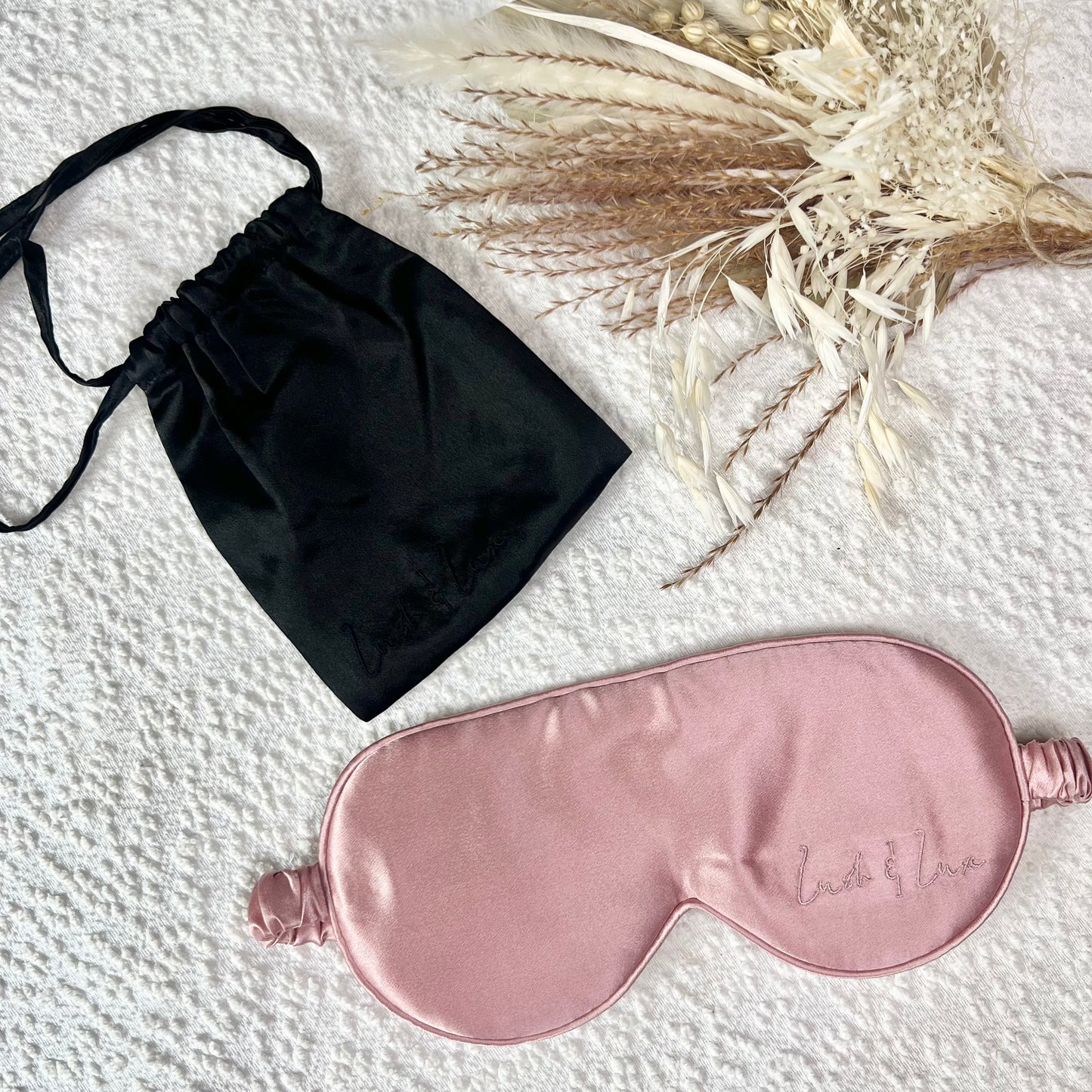 Luxe Beauty Sleep Eye Mask + FREE silk draw string storage bag