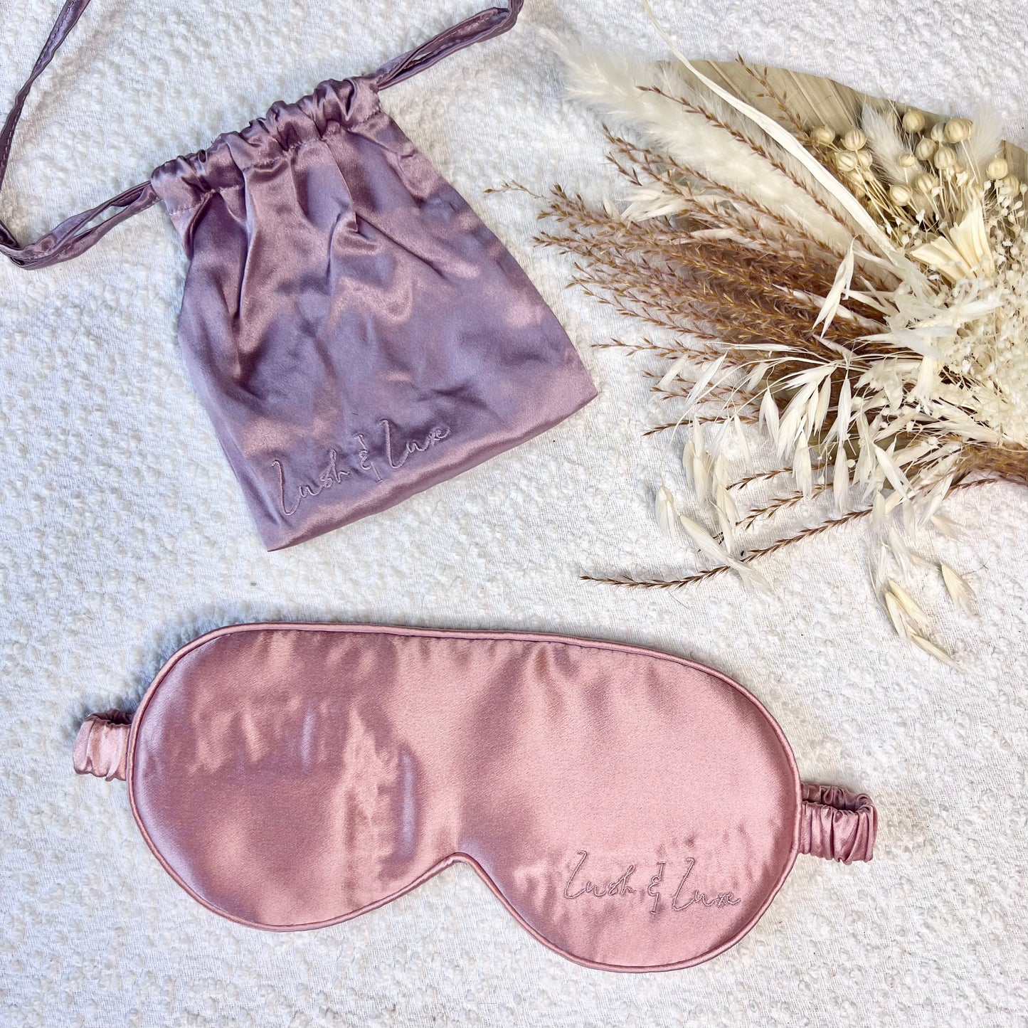 Luxe Beauty Sleep Eye Mask + FREE silk draw string storage bag